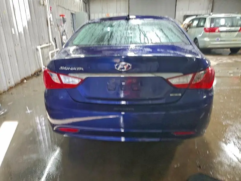 2013 HYUNDAI SONATA SE  