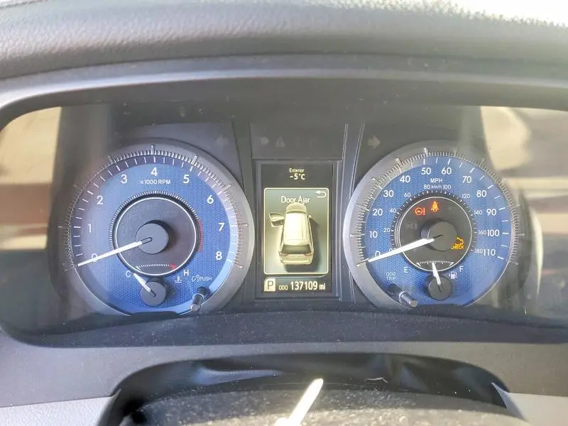 2015 TOYOTA SIENNA XLE  