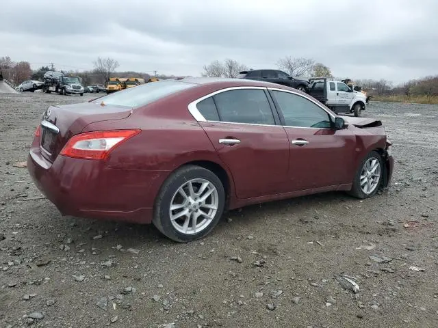 2011 NISSAN MAXIMA S  