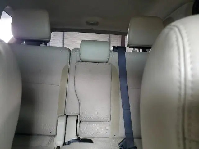 2011 MITSUBISHI OUTLANDER SE  