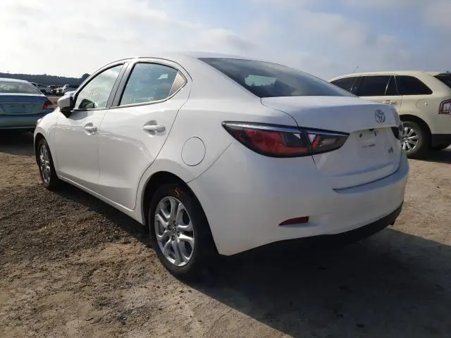 2018 TOYOTA YARIS IA