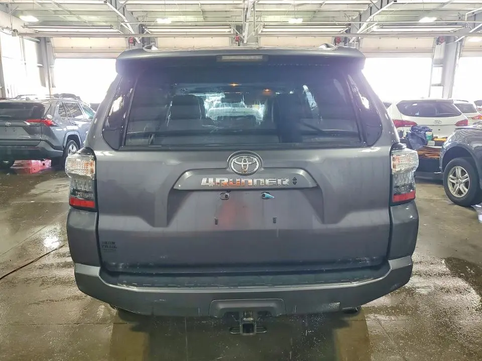 2021 TOYOTA 4RUNNER SR5 PREMIUM  