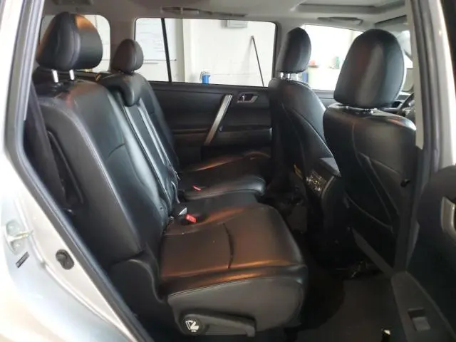2013 TOYOTA HIGHLANDER BASE  