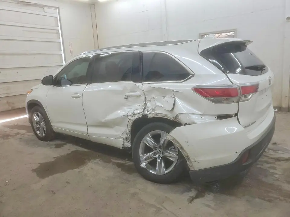 2016 TOYOTA HIGHLANDER LIMITED  