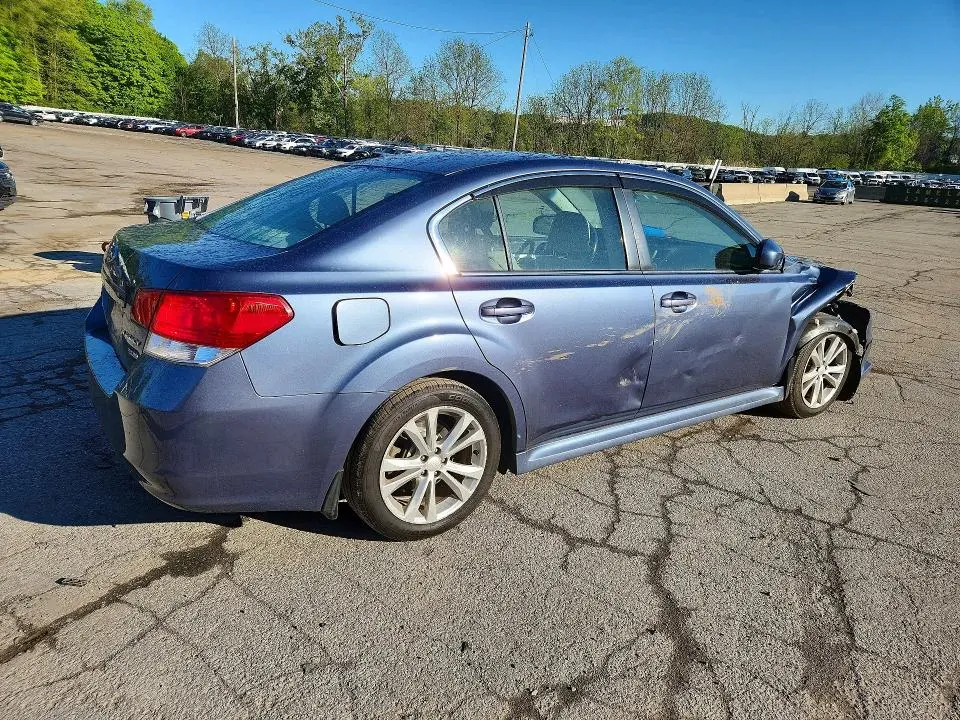 2013 SUBARU LEGACY 2.5I PREMIUM  