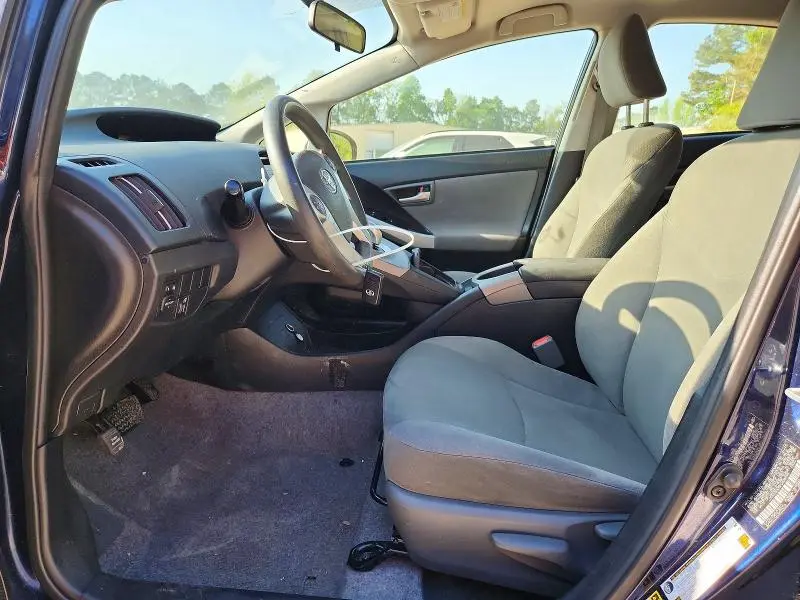 2015 TOYOTA PRIUS TWO  