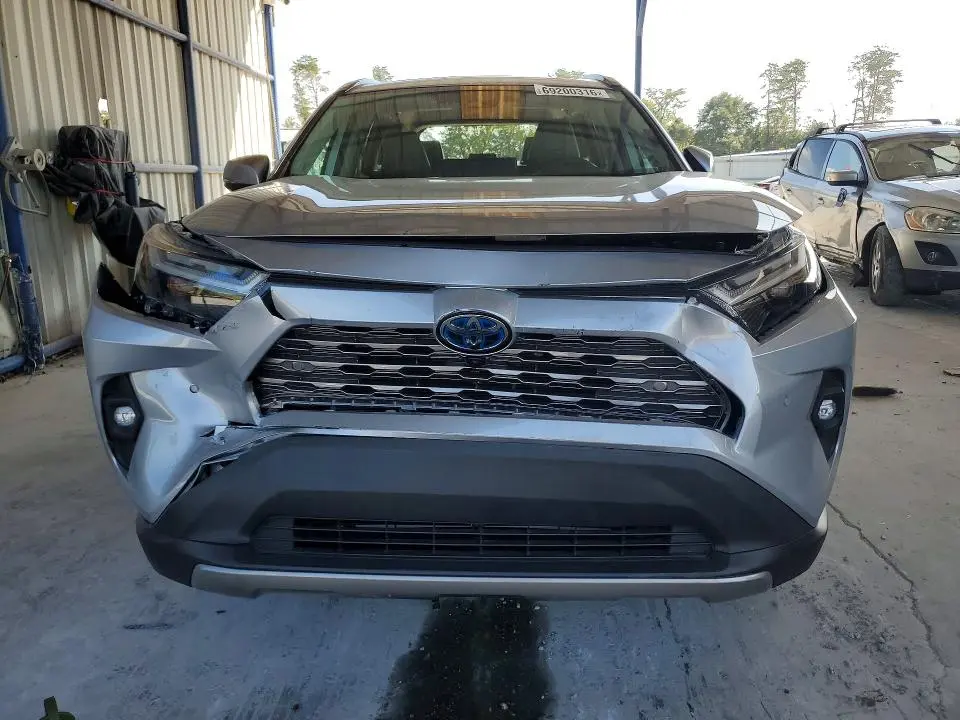 2024 TOYOTA RAV4 LIMITED  
