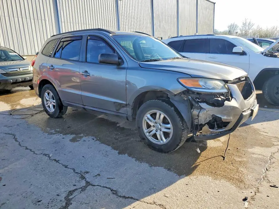 2012 HYUNDAI SANTA FE GLS  