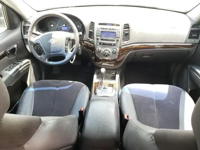 2011 HYUNDAI SANTA FE SE  