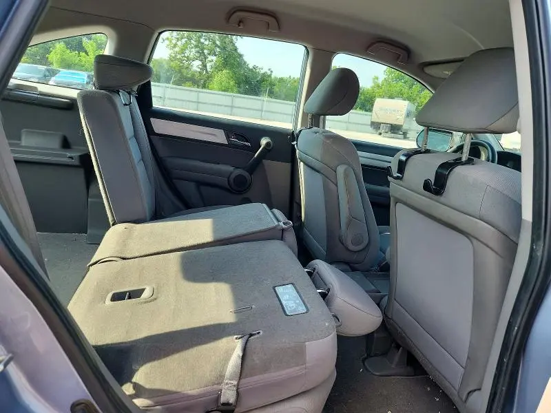 2010 HONDA CR-V LX  