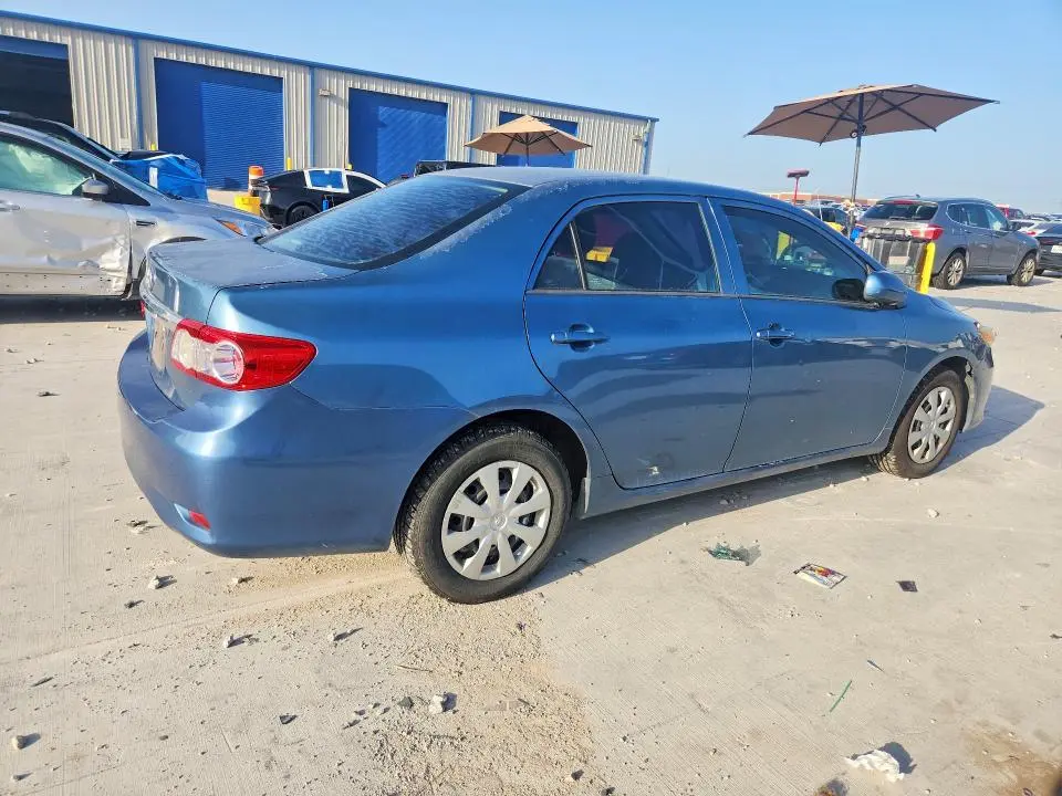 2013 TOYOTA COROLLA   