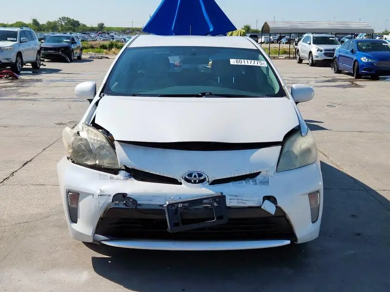 2013 TOYOTA PRIUS   