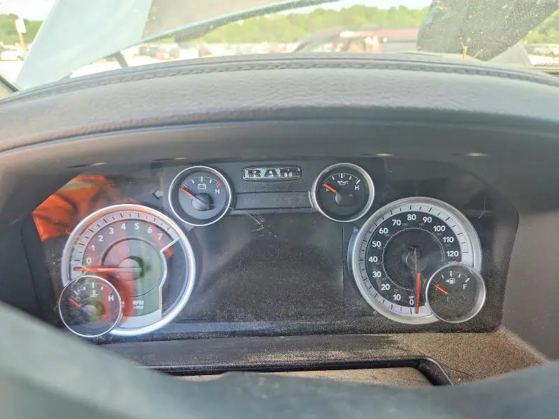 2015 RAM 1500 SPORT  