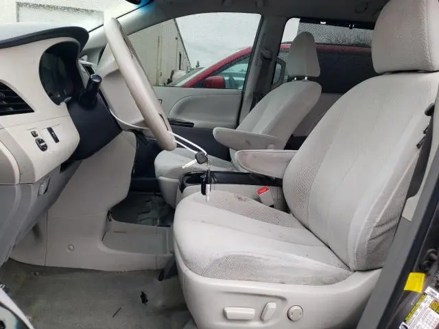 2012 TOYOTA SIENNA LE  