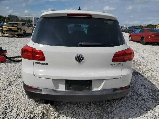2013 VOLKSWAGEN TIGUAN S  