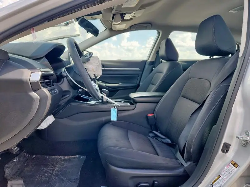 2023 NISSAN ALTIMA SV  