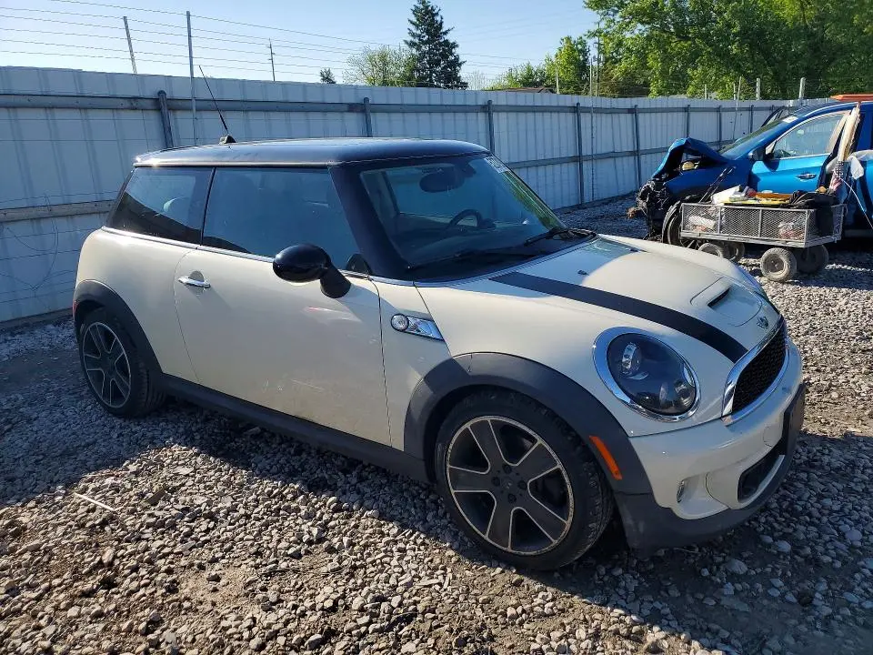 2012 MINI COOPER S  