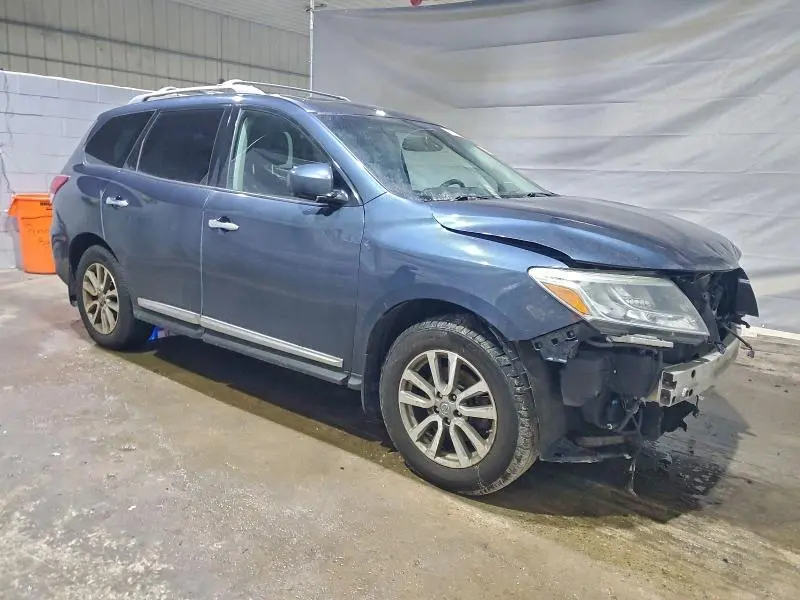 2016 NISSAN PATHFINDER S  