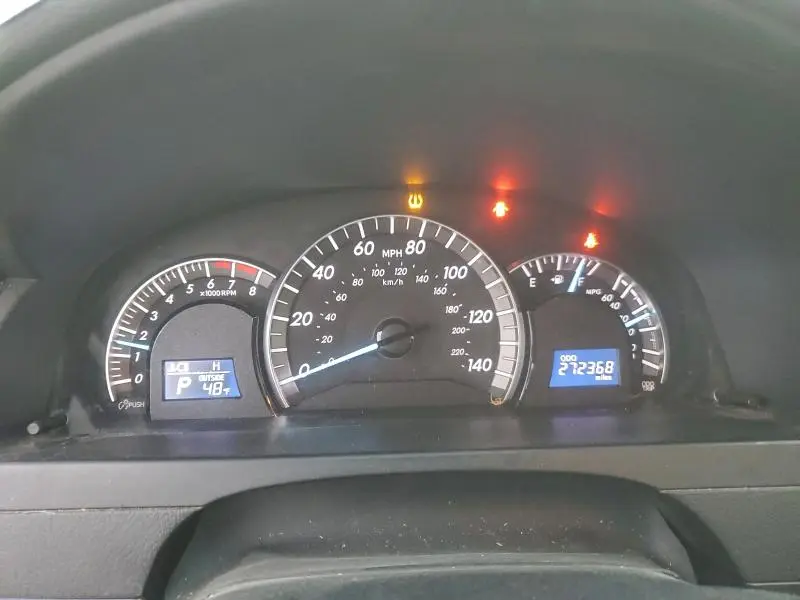 2012 TOYOTA CAMRY BASE  