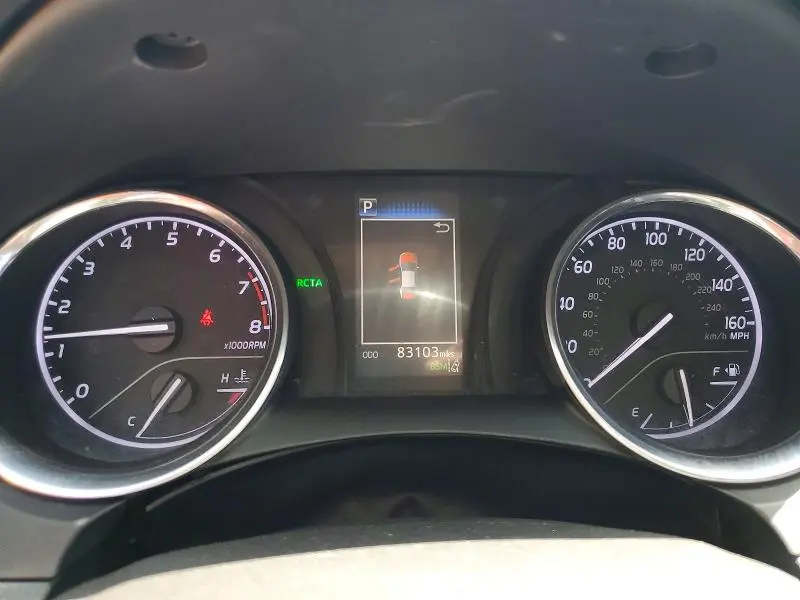 2019 TOYOTA CAMRY SE  