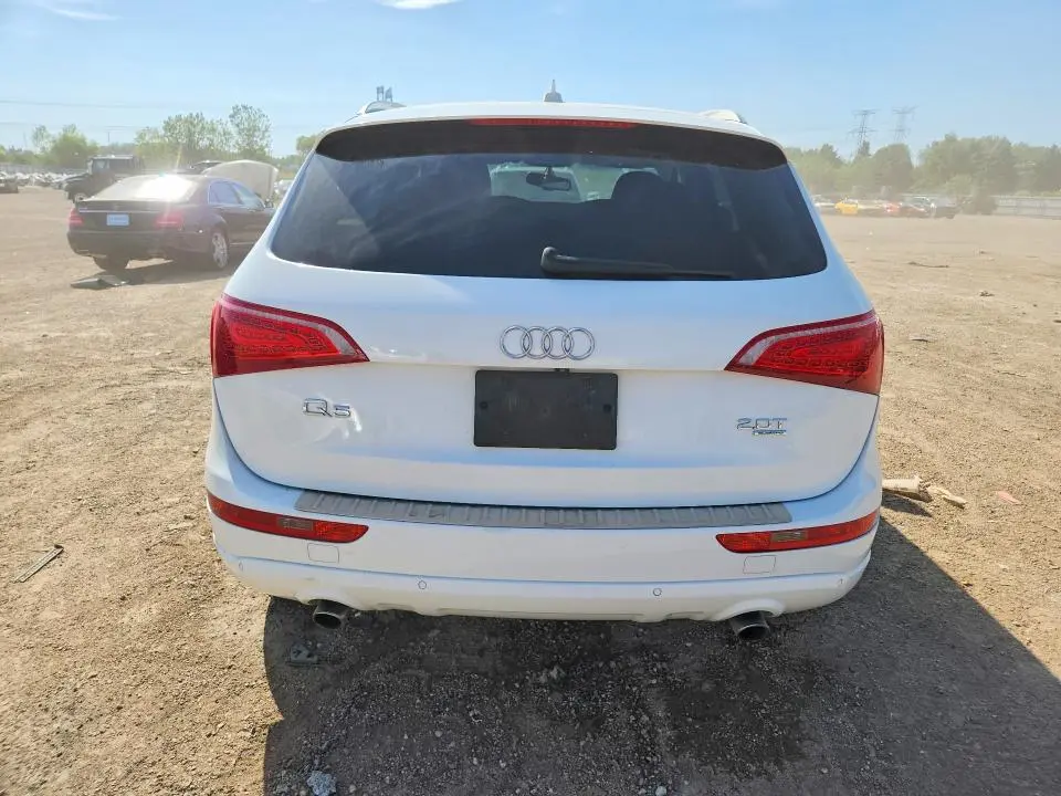 2011 AUDI Q5 PREMIUM PLUS  