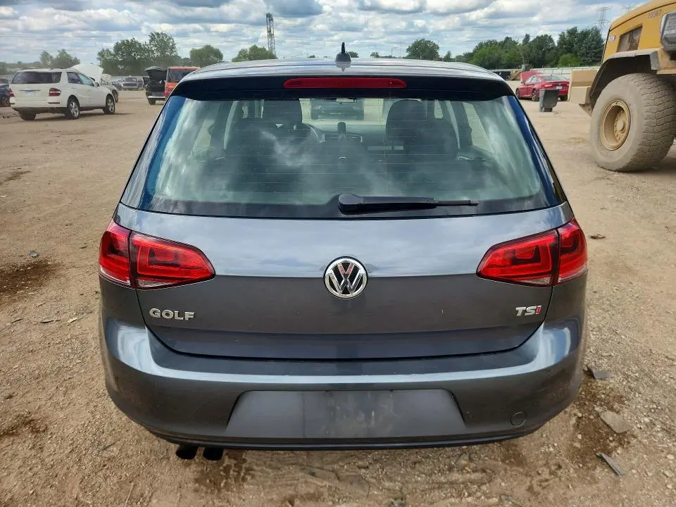 2016 VOLKSWAGEN GOLF S/SE  