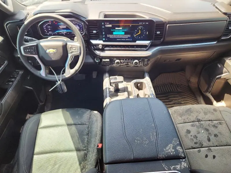 2024 CHEVROLET SILVERADO C1500 LTZ  