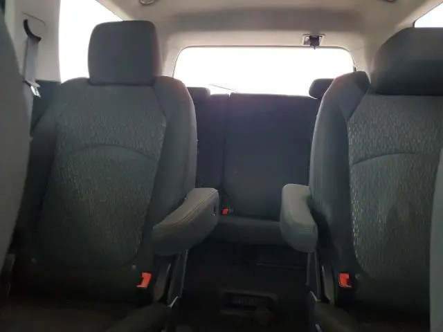 2012 GMC ACADIA SLE  