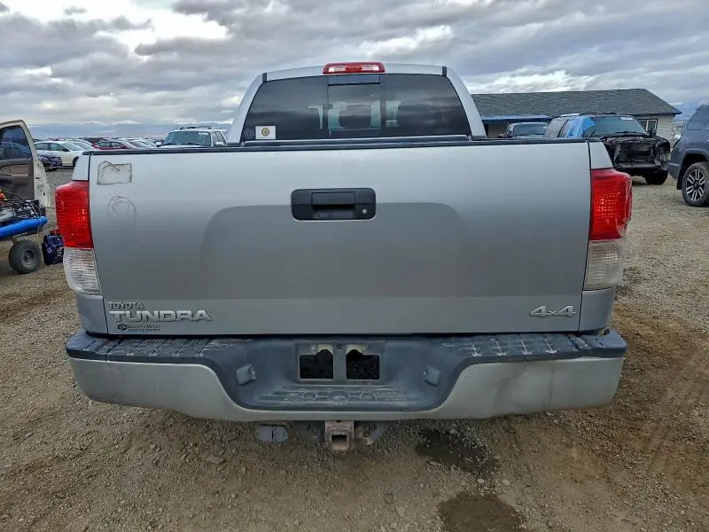 2011 TOYOTA TUNDRA DOUBLE CAB SR5  