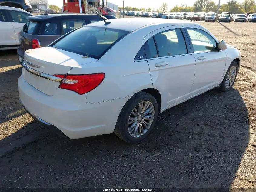 2012 CHRYSLER 200 LX