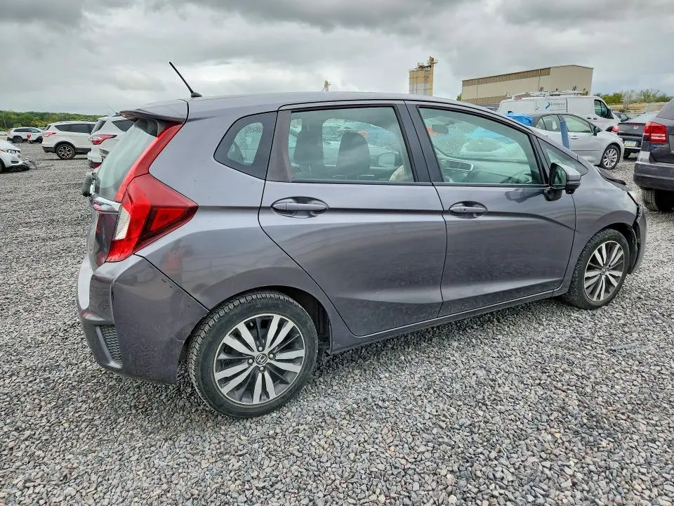2017 HONDA FIT EX  