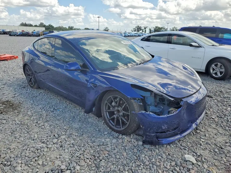 2021 TESLA MODEL 3   