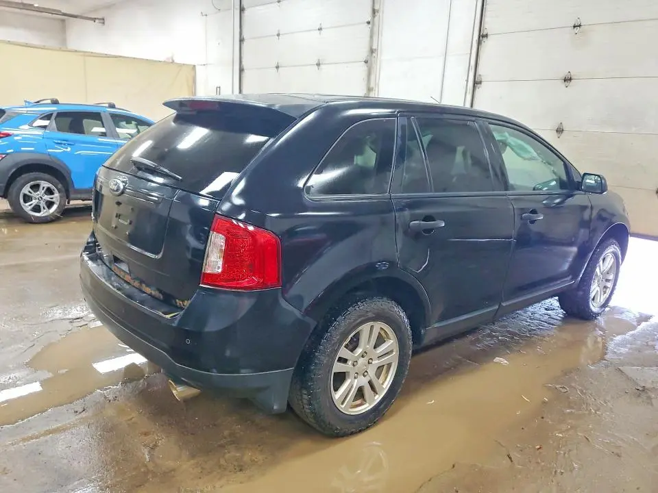 2011 FORD EDGE SE  