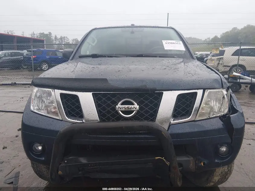 2017 NISSAN FRONTIER SV