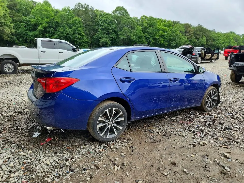 2019 TOYOTA COROLLA SE  