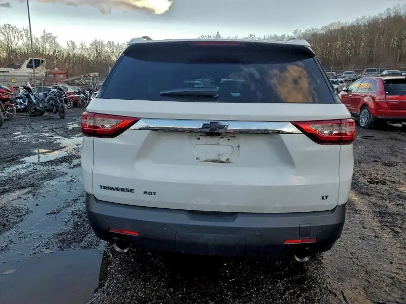 2019 CHEVROLET TRAVERSE LT  