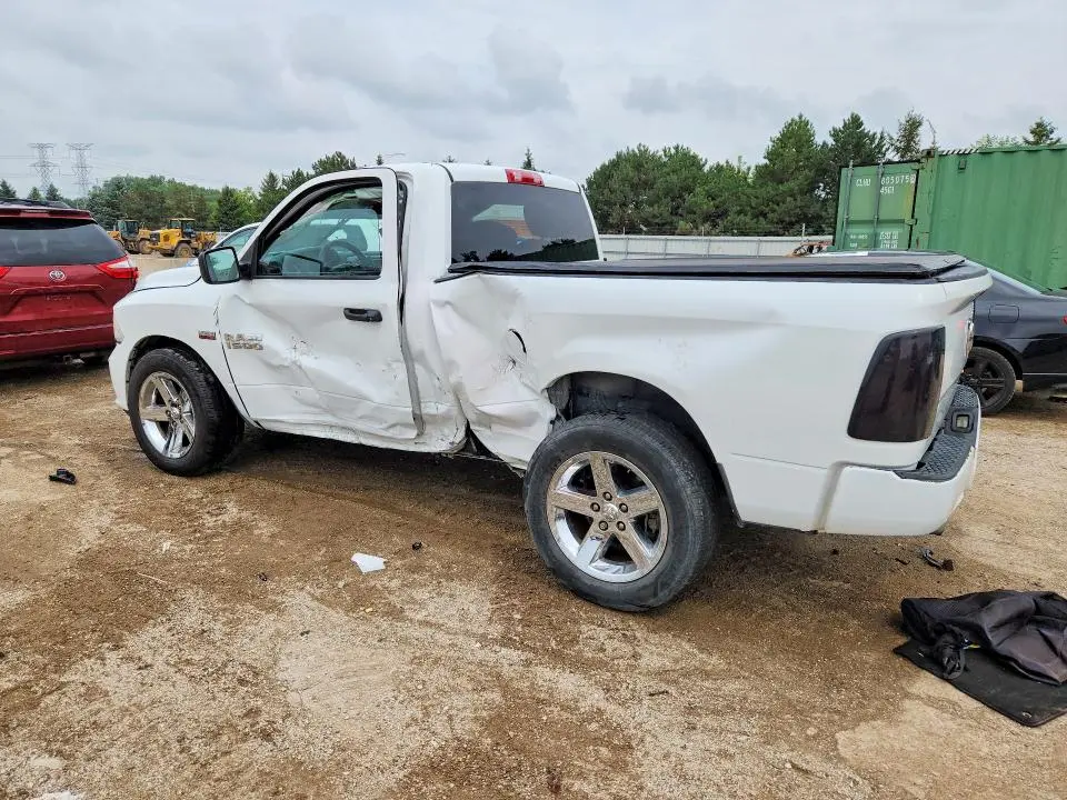 2013 RAM 1500 ST  