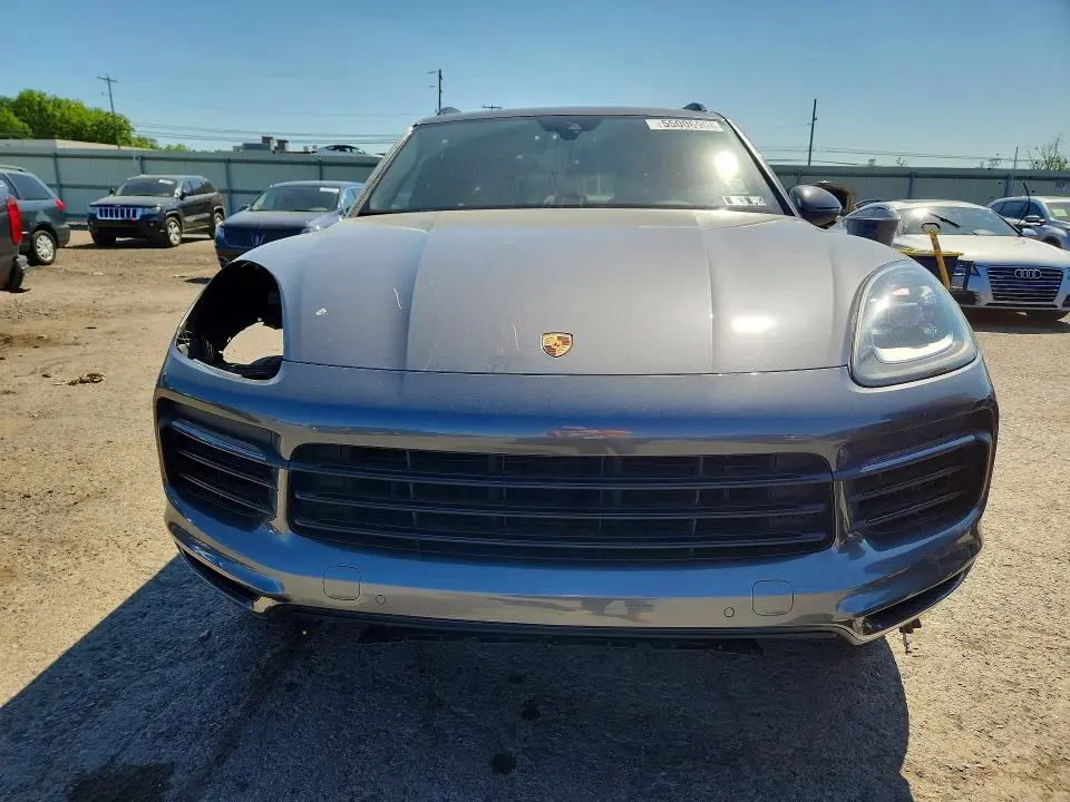 2021 PORSCHE CAYENNE   