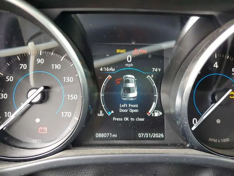 2017 JAGUAR XE PREMIUM  