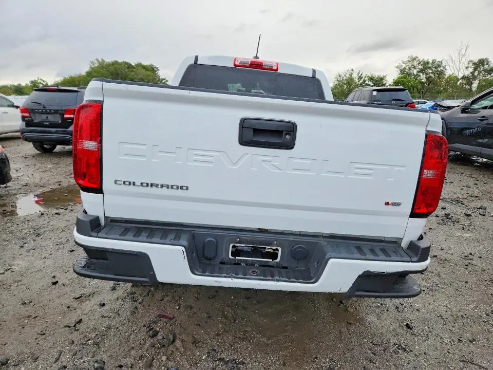 2022 CHEVROLET COLORADO LT  