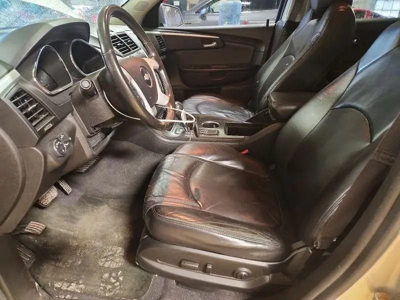 2012 CHEVROLET TRAVERSE LT  