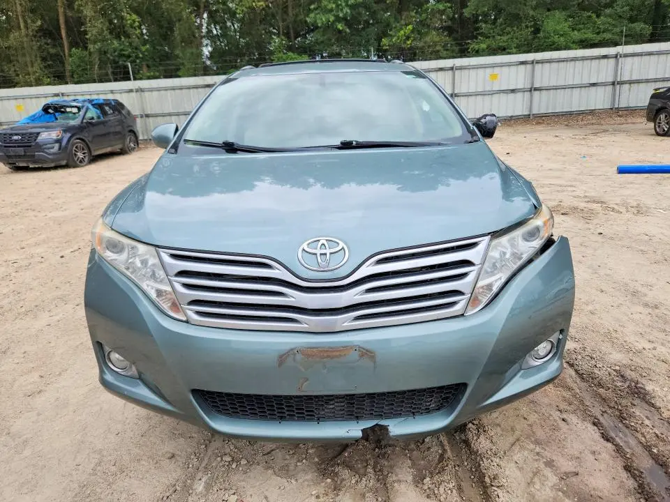 2012 TOYOTA VENZA LE  