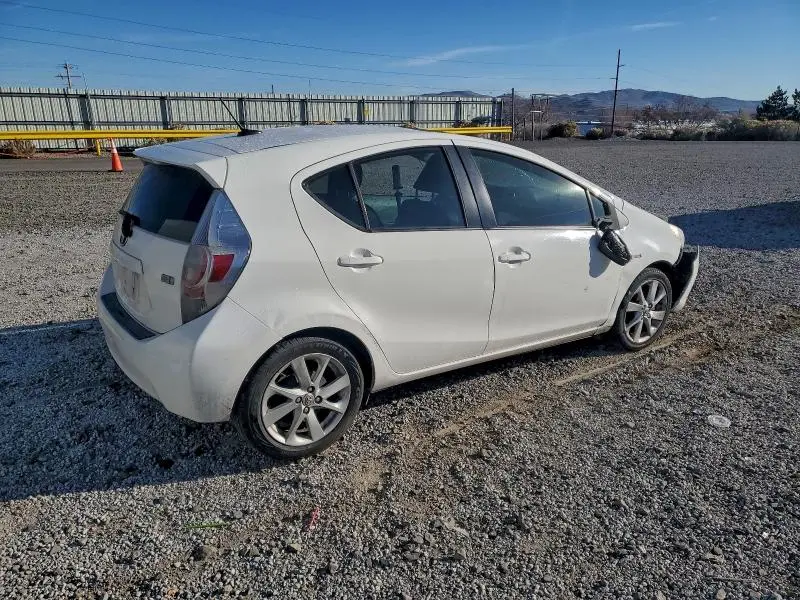 2012 TOYOTA PRIUS C   