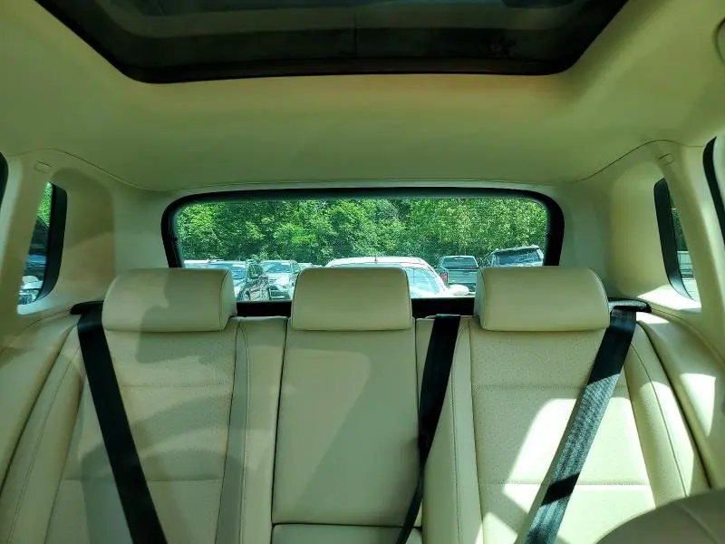2011 VOLKSWAGEN TIGUAN S  