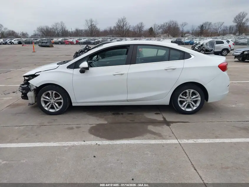 2019 CHEVROLET CRUZE LT