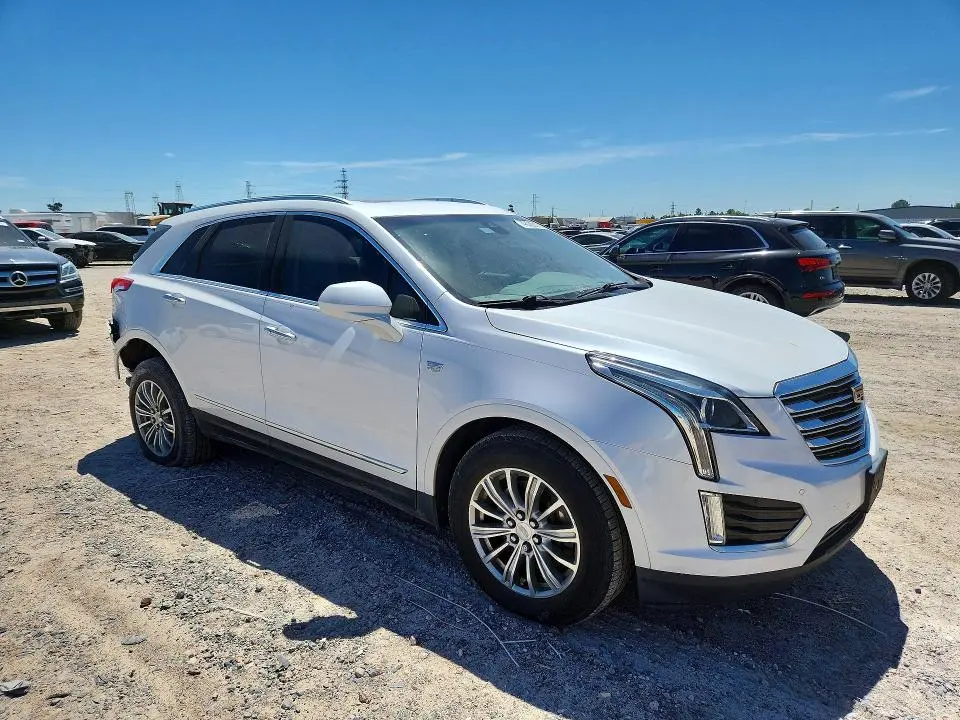 2018 CADILLAC XT5 LUXURY  