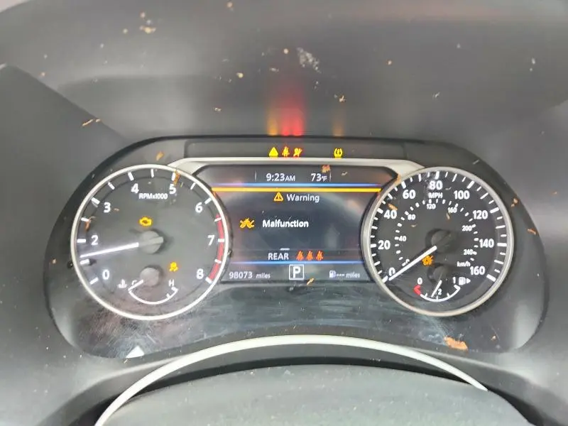 2021 NISSAN SENTRA SR  