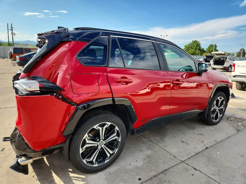 2025 TOYOTA RAV4 XSE  