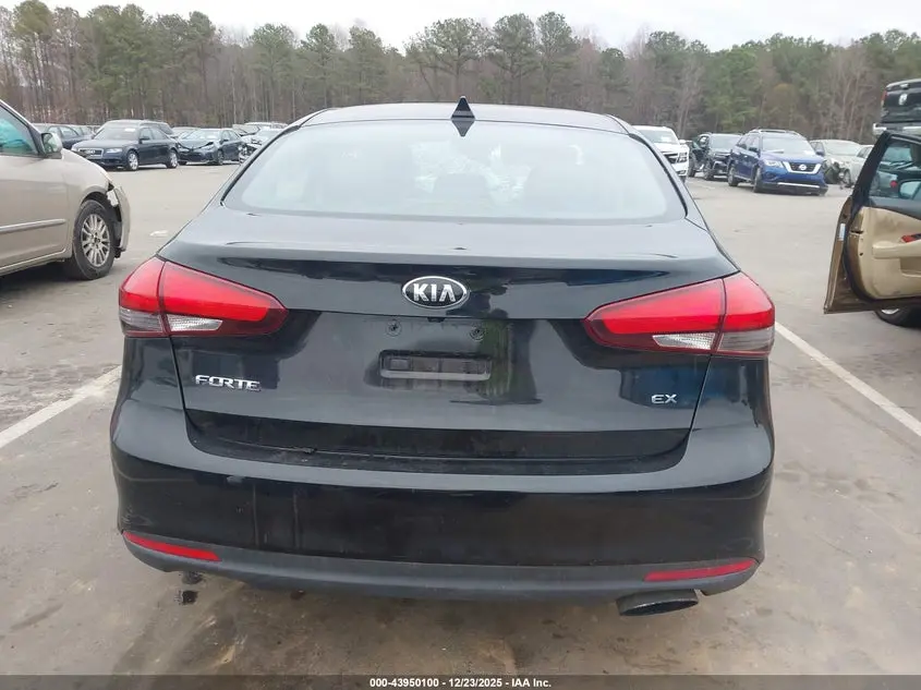 2018 KIA FORTE EX