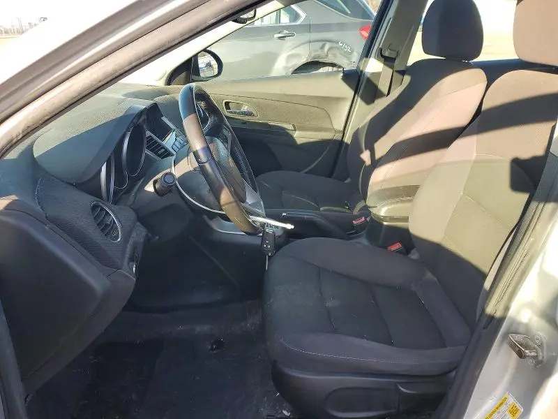 2013 CHEVROLET CRUZE LT  